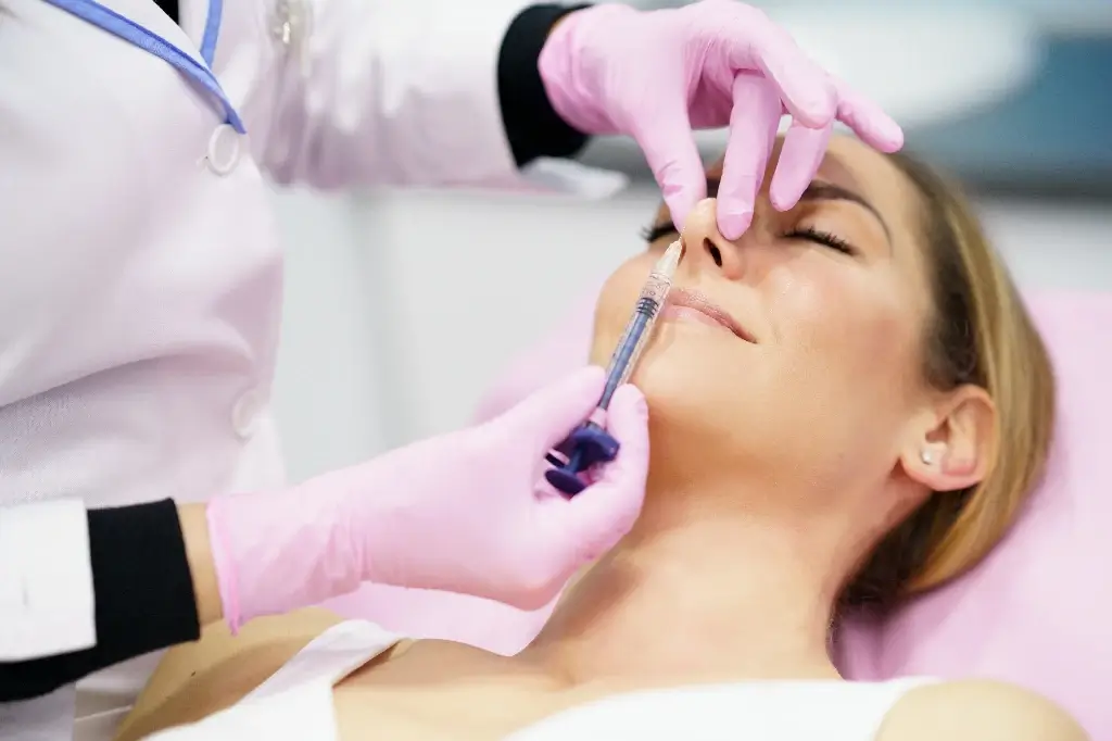 Rhinoplastie - Turk Aesthetic Rhinoplastie en Turquie