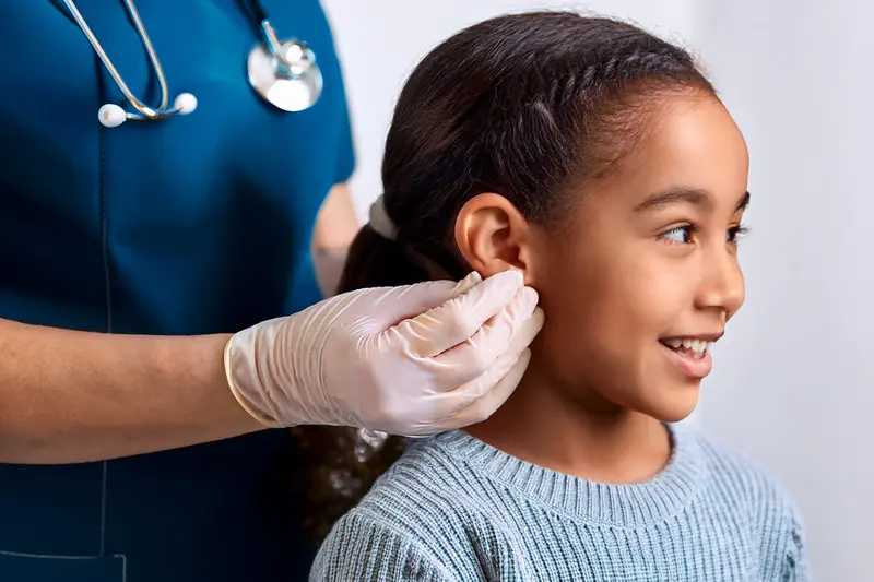 جراحی گوش برای کودکان ظاهر طبیعی